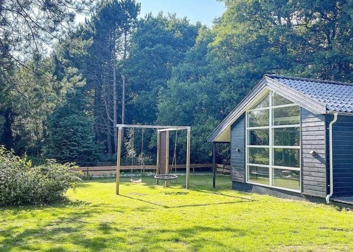 8 Person Holiday Home in Ebeltoft-by Traum