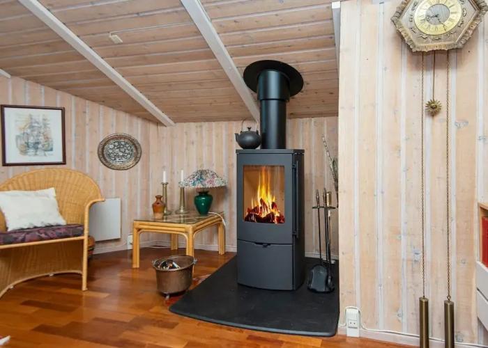 6 Person Holiday Home in Ebeltoft