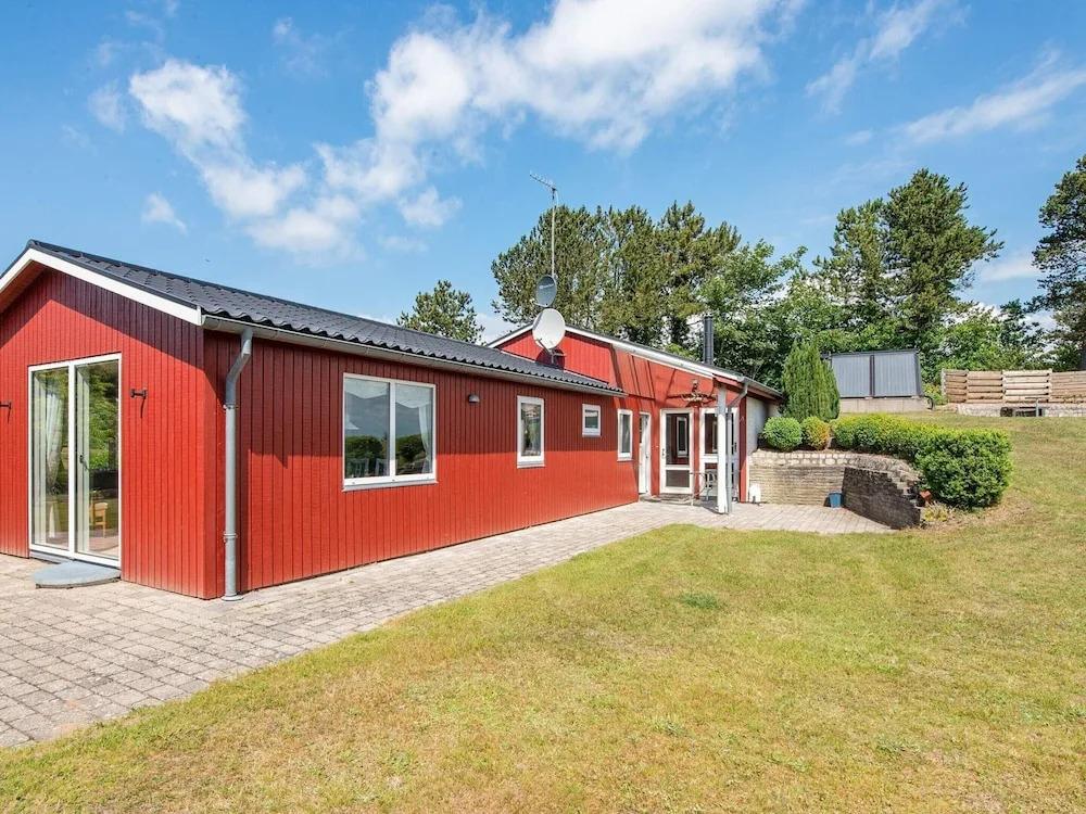 6 Person Holiday Home in Ebeltoft