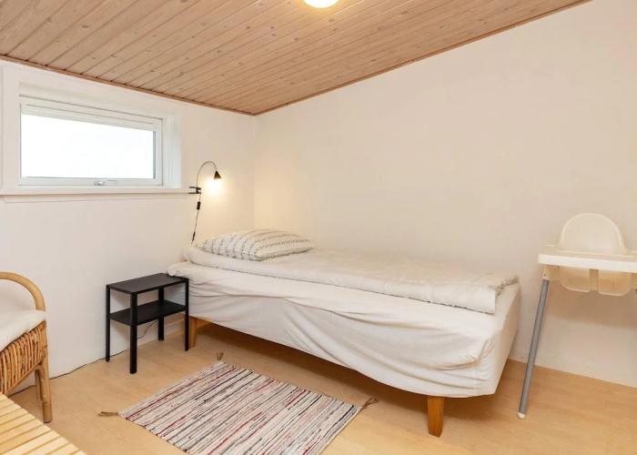 6 Person Holiday Home in Frostrup