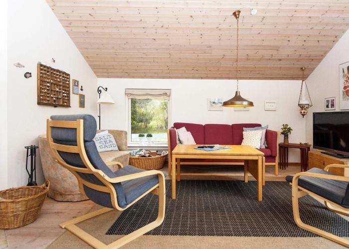 8 Person Holiday Home in Grenaa-by Traum