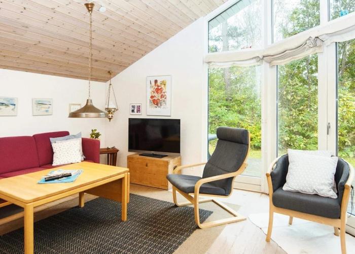 8 Person Holiday Home in Grenaa-by Traum