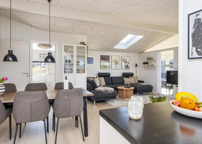 Mod Holiday Home in Jutland near Sea