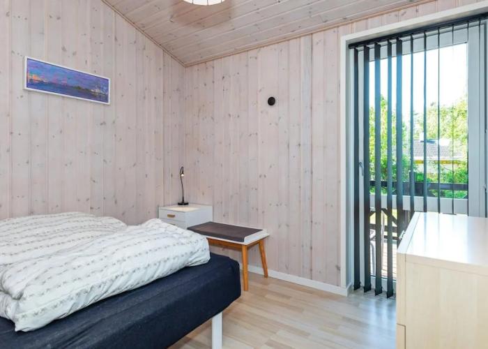 10 Person Holiday Home in Logstor