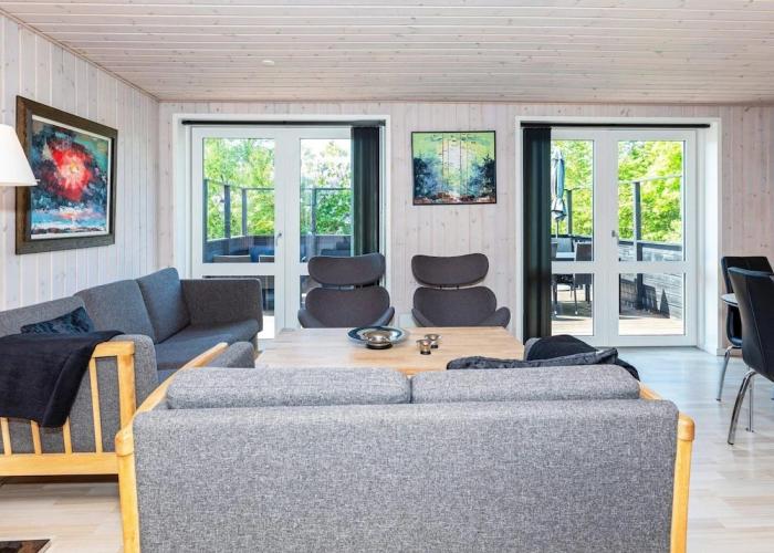 10 Person Holiday Home in Logstor