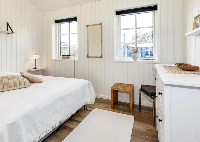 6 Person Holiday Home in Logstor