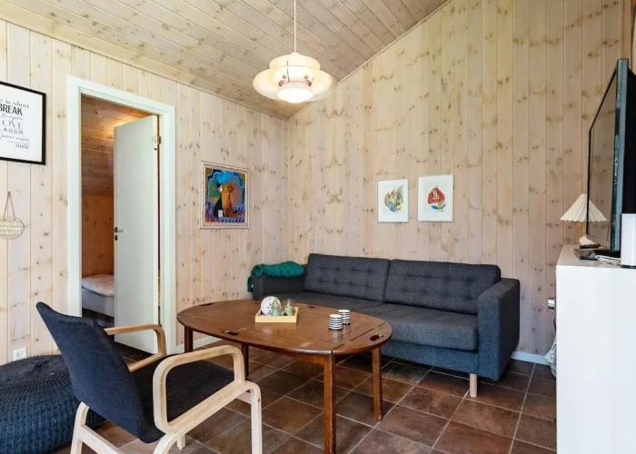 8 Person Holiday Home in Logstor