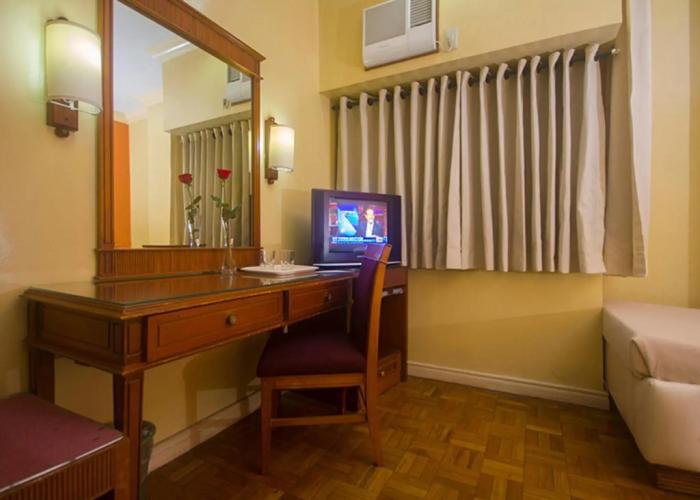 Grand City Hotel