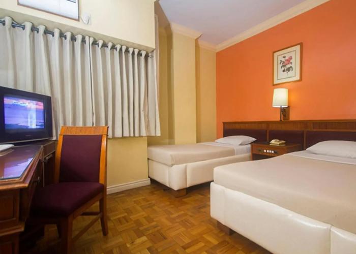 Grand City Hotel