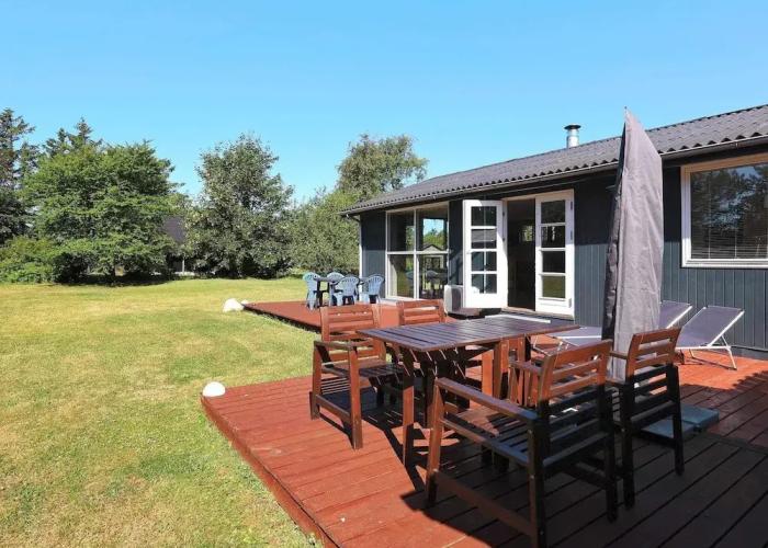6 Person Holiday Home in Nibe-by Traum