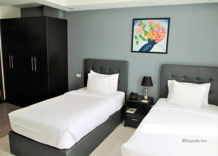 Upperhouse Hotel Formerly Pacifico Boutique by Hiverooms