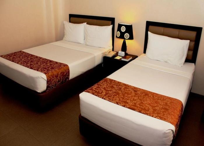 Hotel N Hotel