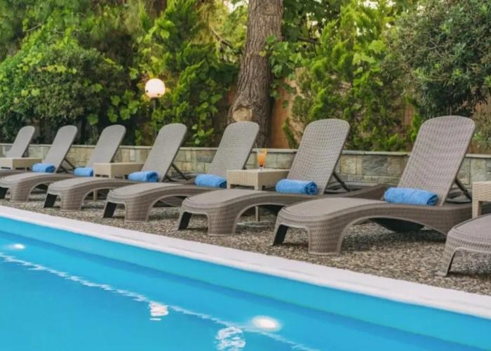 Stefania Beach Hotel