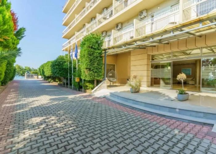 Stefania Beach Hotel