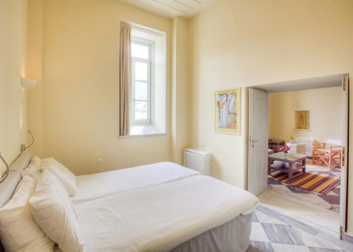 Hydra Hotel