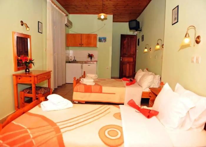 Glaros Guesthouse