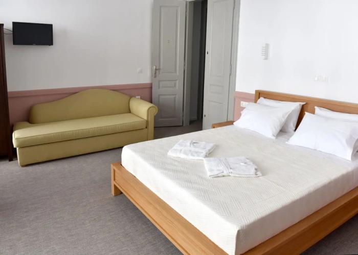 Douskos Guesthouse