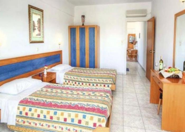 Kassandra Family Aparthotel & SPA
