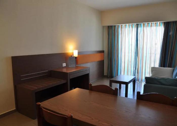 Sea Melody Beach Hotel & Apartments