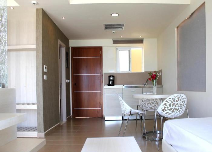 Sea Melody Beach Hotel & Apartments