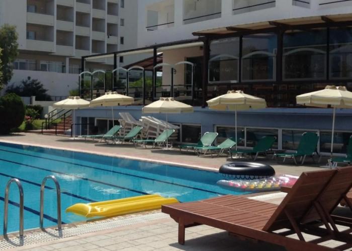 Pylea Beach Hotel