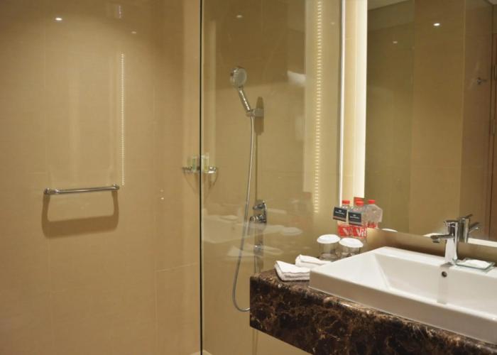 Nathalie Hotel