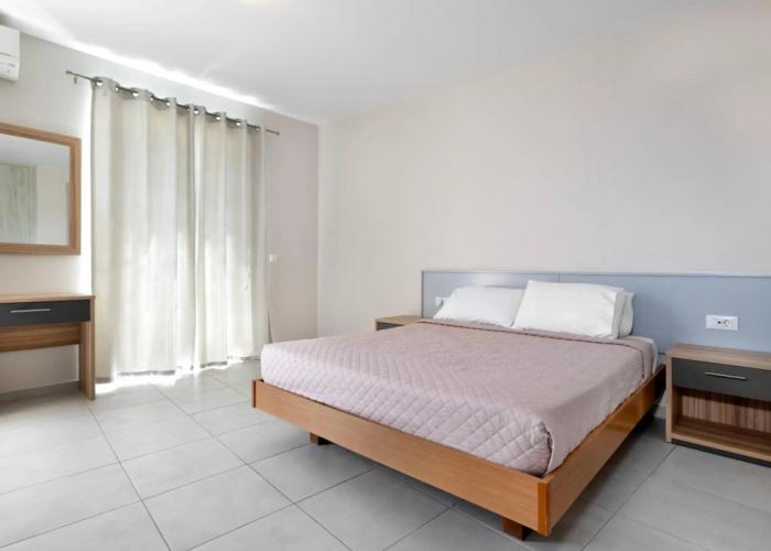 Anixis Hotel