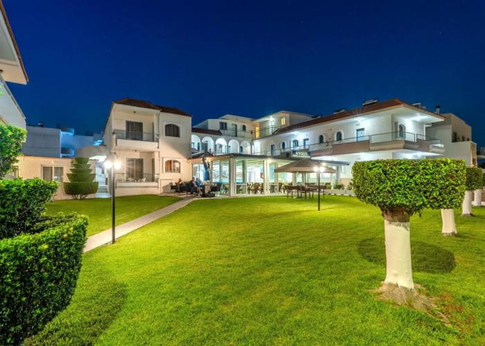 Anixis Hotel