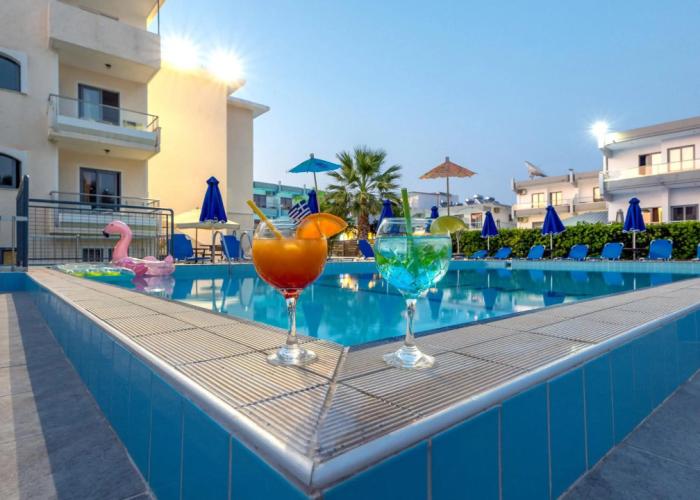 Anixis Hotel