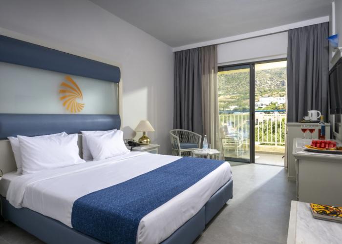 Mare Blue Hotel