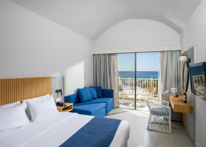 Mare Blue Hotel