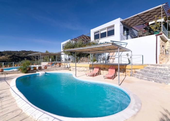 Sarakinas Residences
