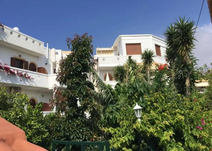 Kastro Studios Apartments