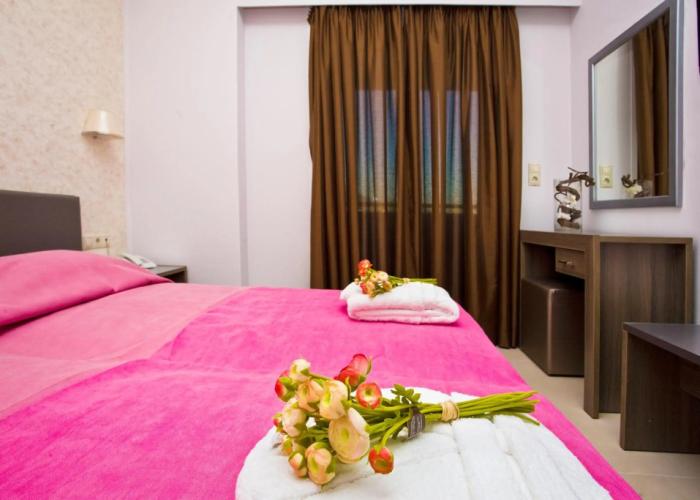 Astron Hotel