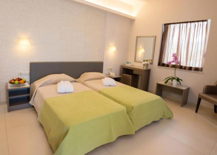 Astron Hotel