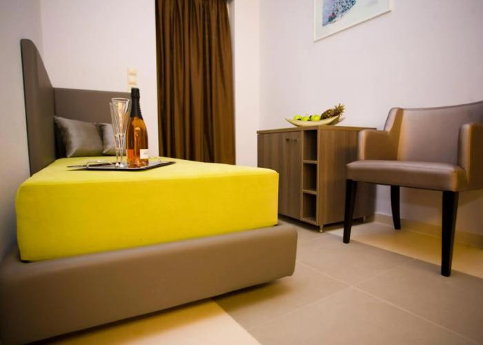 Astron Hotel