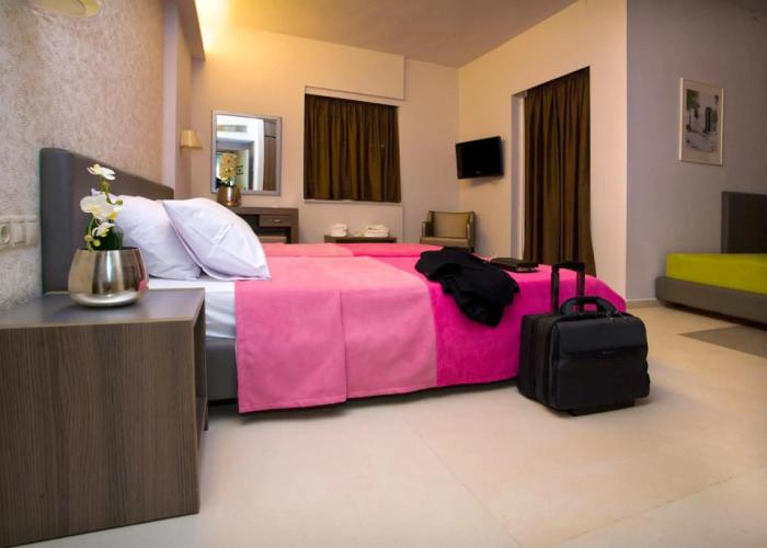 Astron Hotel
