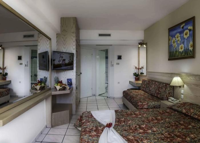 Tylissos Beach Hotel - Adults Only