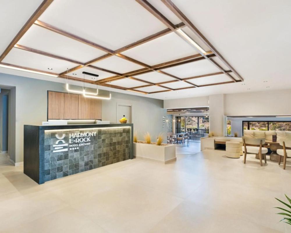 фото Harmony E Rock Hotel