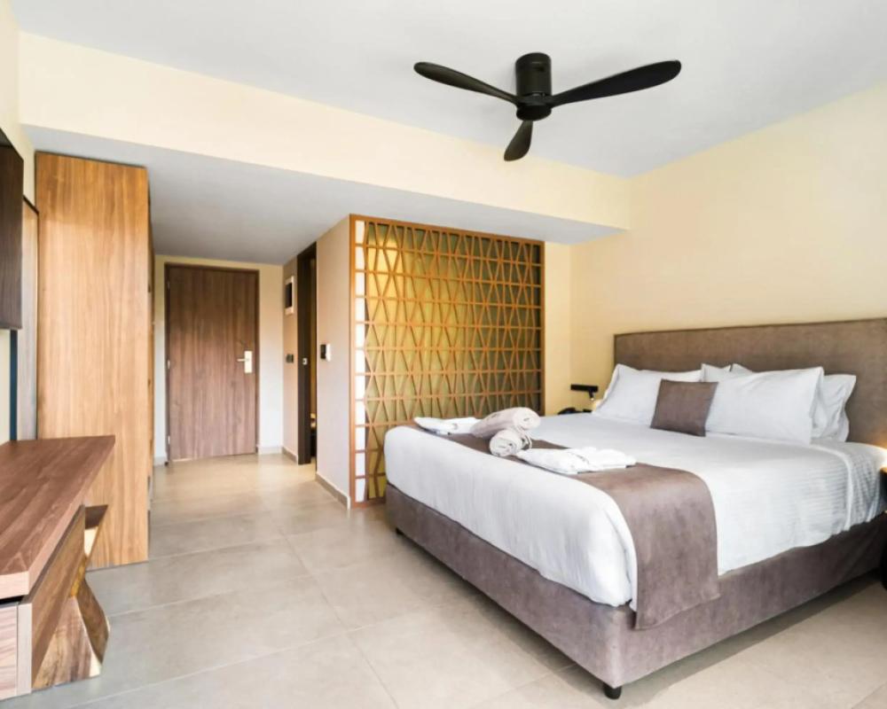 фото Harmony E Rock Hotel