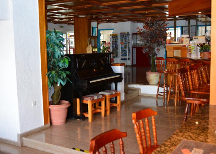 Harmony E Rock Hotel