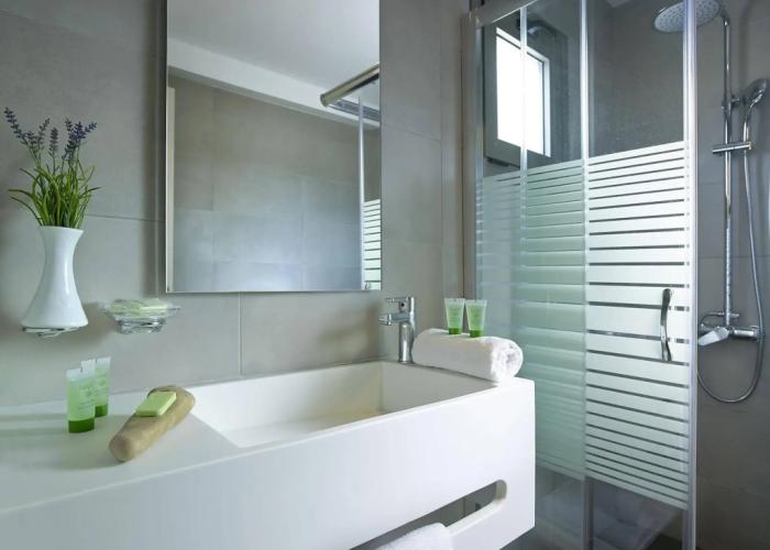 Coriva Beach Hotel & Bungalows