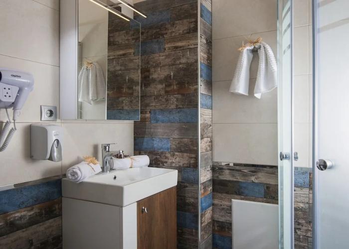 Elimia Suites & Studios