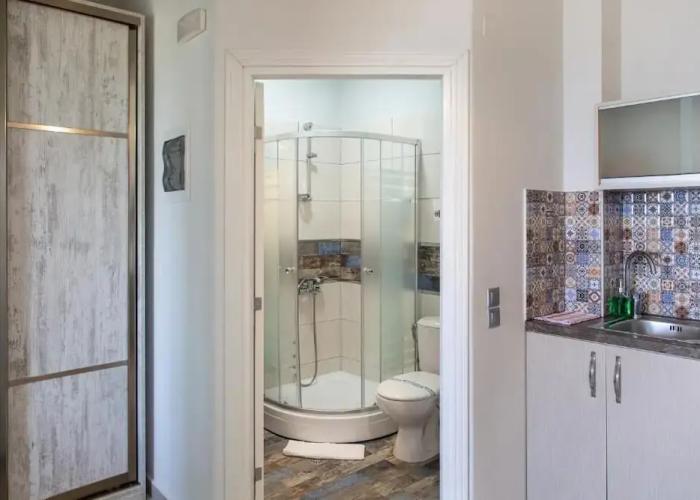 Elimia Suites & Studios
