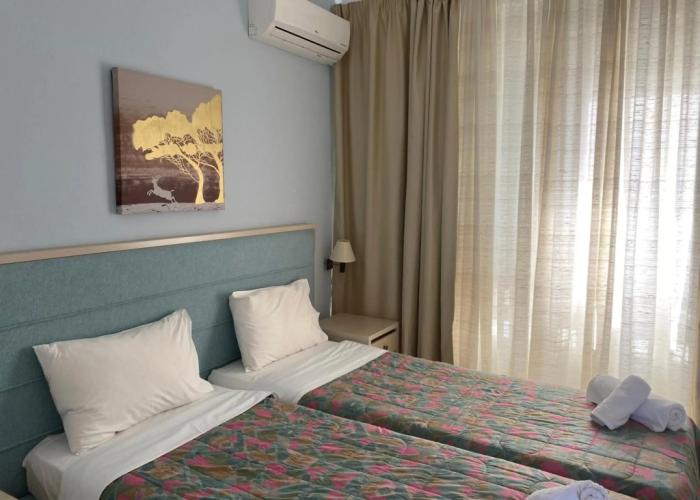 Dialinas Apartments