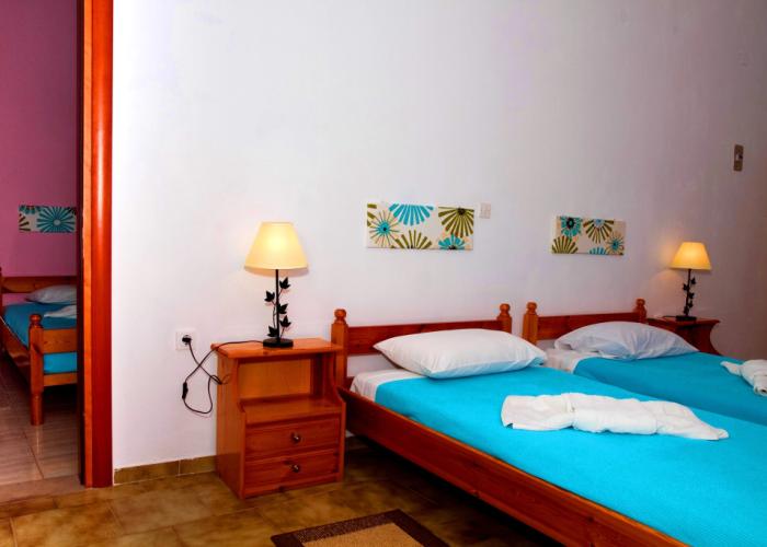 Apartments & Suites Papafotis