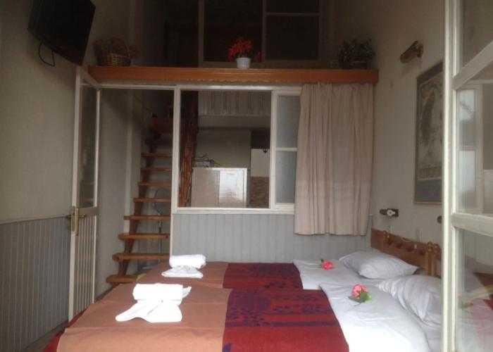 Alkyonis Apartments