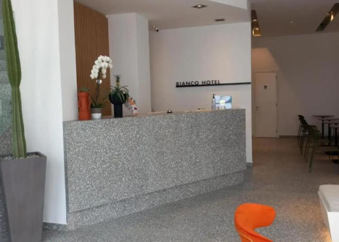 Bianco Hotel