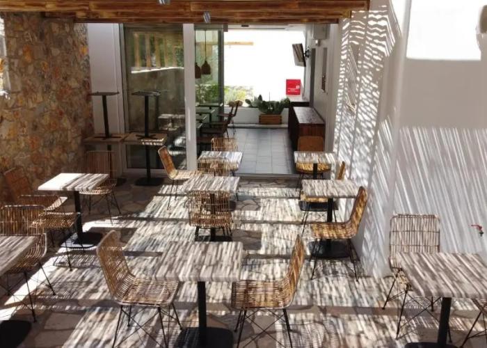 Aellia Hotel & Suites
