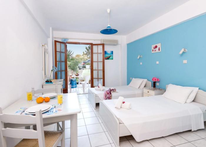 Kostas Apartments